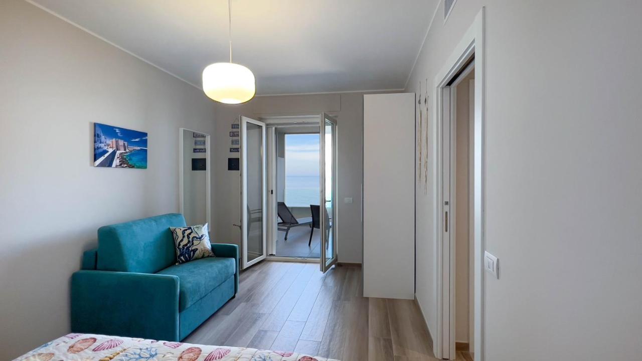Wepuglia - Dimora Adriatica Apartment โมโนโปลี ภายนอก รูปภาพ