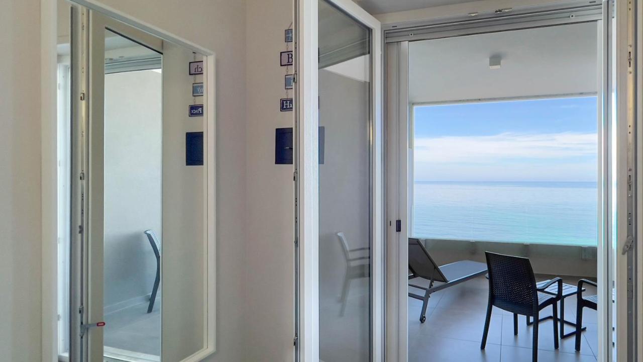 Wepuglia - Dimora Adriatica Apartment โมโนโปลี ภายนอก รูปภาพ